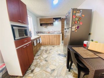 VENTA DE CASA EXTERNA EN LAS VEGAS MAYAPAN CALI VALLE