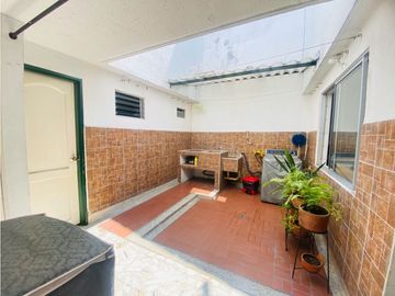 VENTA DE CASA EXTERNA EN LAS VEGAS MAYAPAN CALI VALLE