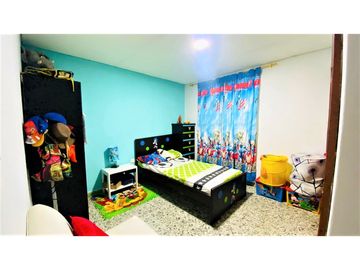 VENTA DE CASA TRADICIONAL LIMONAR  CALI VALLE