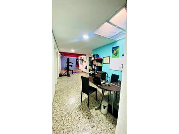 VENTA DE CASA TRADICIONAL LIMONAR  CALI VALLE