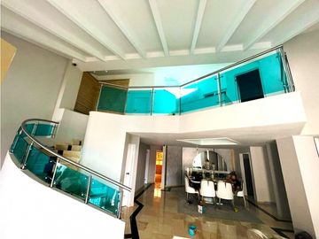 VENTA DE PENTHOUSE  LOS CRISTALES  CALI VALLE