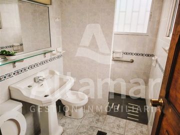 Casa en Venta en Paralela a Larraín Alcalde