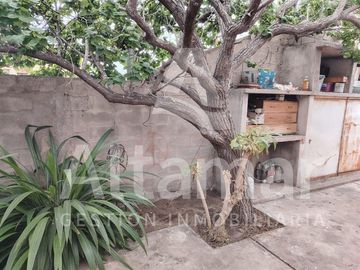 Casa en Venta en Paralela a Larraín Alcalde