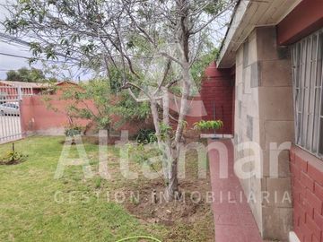 Casa en Venta en Paralela a Larraín Alcalde