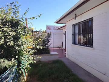 Casa en Venta en Av. Raul Bitran