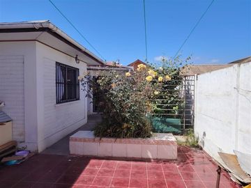 Casa en Venta en Av. Raul Bitran