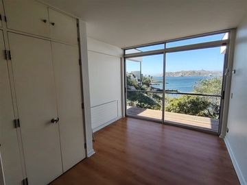 Casa en Venta en UBICADA JUNTO AL MIRADOR DE LA HERRADURA