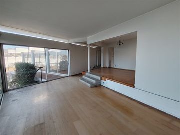 Casa en Venta en UBICADA JUNTO AL MIRADOR DE LA HERRADURA