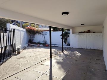 Casa en Venta en UBICADA JUNTO AL MIRADOR DE LA HERRADURA