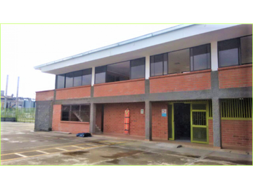 VENTA DE BODEGA CON PATIO DE MANIOBRAS  ACOPI YUMBO  VALLE