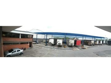 VENTA DE BODEGA CON PATIO DE MANIOBRAS  ACOPI YUMBO  VALLE