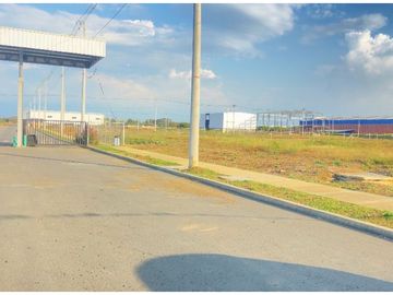 VENTA DE LOTE USO INDUSTRIAL EN ACOPI YUMBO VALLE DEL CAUCA