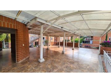 SE VENDE CASA EN CONDOMINIO CANEY CALI VALLE,