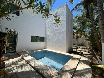 Casa en venta en la Col Florida, Merida