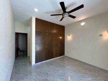 Casa en venta en la Col Florida, Merida