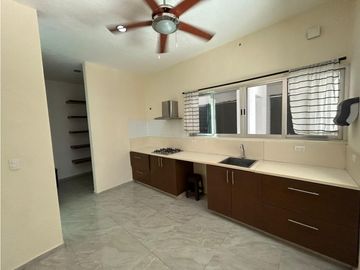 Casa en venta en la Col Florida, Merida