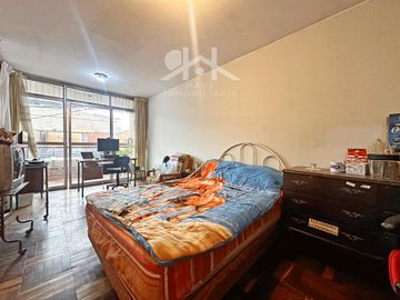 VENTA DE CASA CON UBICACION COMERCIAL ESTRATEGICA EN  MERCADO DE COVIDA - LOS OLIVOS