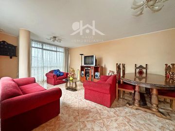VENTA DE CASA CON UBICACION COMERCIAL ESTRATEGICA EN  MERCADO DE COVIDA - LOS OLIVOS