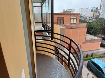ALQUILER DE DEPARTAMENTO 135 MT2 - 3 Hab. SIN COCHERA
