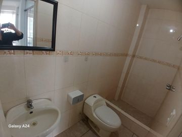 ALQUILER DE DEPARTAMENTO 135 MT2 - 3 Hab. SIN COCHERA
