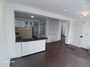 ALQUILER DE DEPARTAMENTO 135 MT2 - 3 Hab. SIN COCHERA