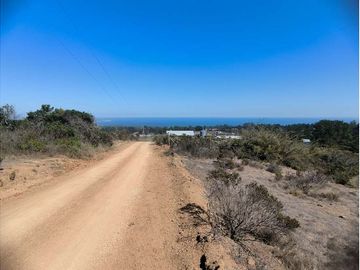 Terreno en Algarrobo con Vista al Mar y Quebrada