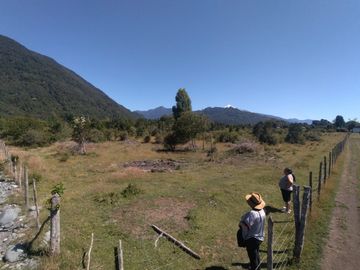 Se vende terreno de una hectarea y media , sector Puelo Alto comuna Cochamo