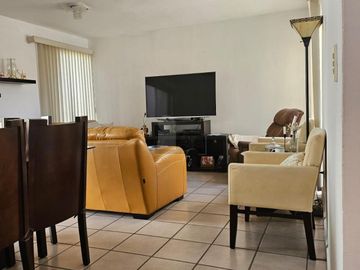 Bonita casa en Trojes de San Cristobal