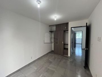 Departamento en venta en primer nivel, ubicado sobre Calzada de Tlalpan., CdMx.