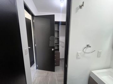 Departamento en venta en primer nivel, ubicado sobre Calzada de Tlalpan., CdMx.