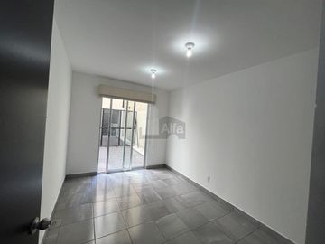 Departamento en venta en primer nivel, ubicado sobre Calzada de Tlalpan., CdMx.