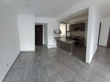 Departamento en venta en primer nivel, ubicado sobre Calzada de Tlalpan., CdMx.
