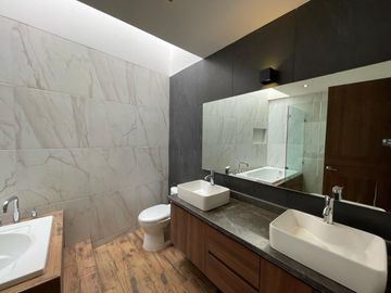 Casa nueva en venta en Lomas de Angelópolis. Zonazul. Parque Sao Paulo