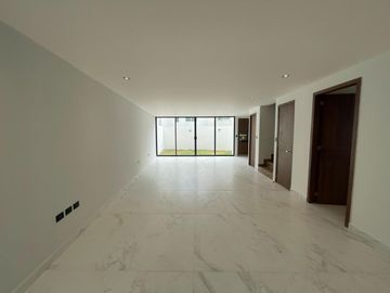 Casa nueva en venta en Lomas de Angelópolis. Zonazul. Parque Sao Paulo