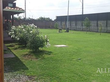 EXQUISITA PARCELA CON 2 CASAS EN RENGO A MINUTOS DEL CENTRO