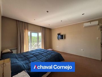 Venta| Casa al rio apto crédito - Barrio Santa Catalina - Villa Nueva