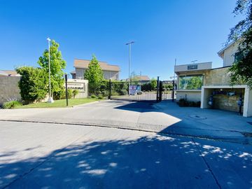OPORTUNIDAD ÚNICA!!OFERTA HERMOSA CASA EN BUIN!!!