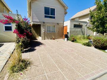 OPORTUNIDAD ÚNICA!!OFERTA HERMOSA CASA EN BUIN!!!