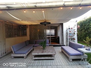 LINDA CASA EN VENTA HERNANDO DE AGUIRRE / DIEGO DE  ALMAGRO