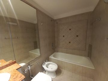Excelente duplex en Recoleta - Con cochera super alegre!
