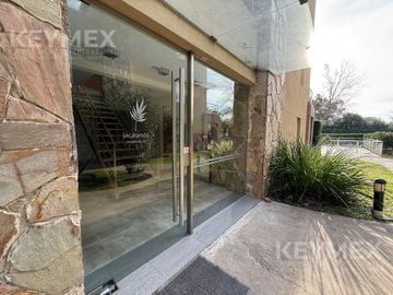 Oportunidad departamento en venta en Jardines de Saravi
