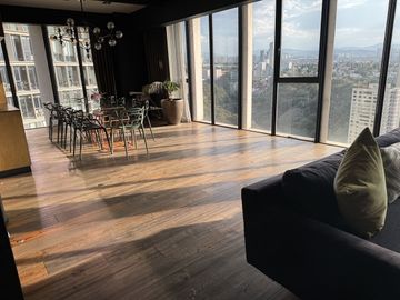 Avivia, Bosques, Terminado, y Decorado