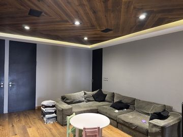 Avivia, Bosques, Terminado, y Decorado