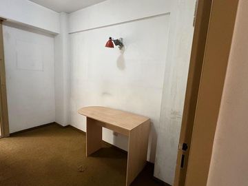Departamento en venta, Belgrano C, 4 ambientes patio balcón