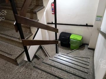 Departamento en venta, Belgrano C, 4 ambientes patio balcón