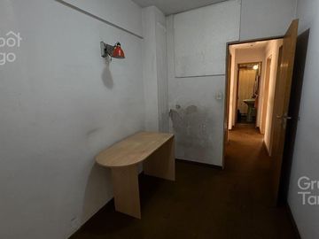 Departamento en venta, Belgrano C, 4 ambientes patio balcón