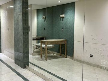 Departamento en venta, Belgrano C, 4 ambientes patio balcón