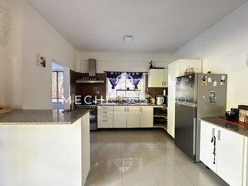 Casa en venta 3 dormitorios pileta San Agustín Villa Nueva