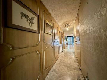 Departamento con Balcón en Venta en Polanco PARA REMODELAR.