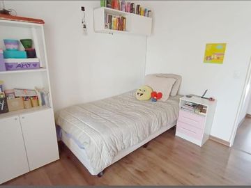 Venta DEPARTAMENTO 4 AMBIENTES en Duplex con Cochera fija techada- San Isidro